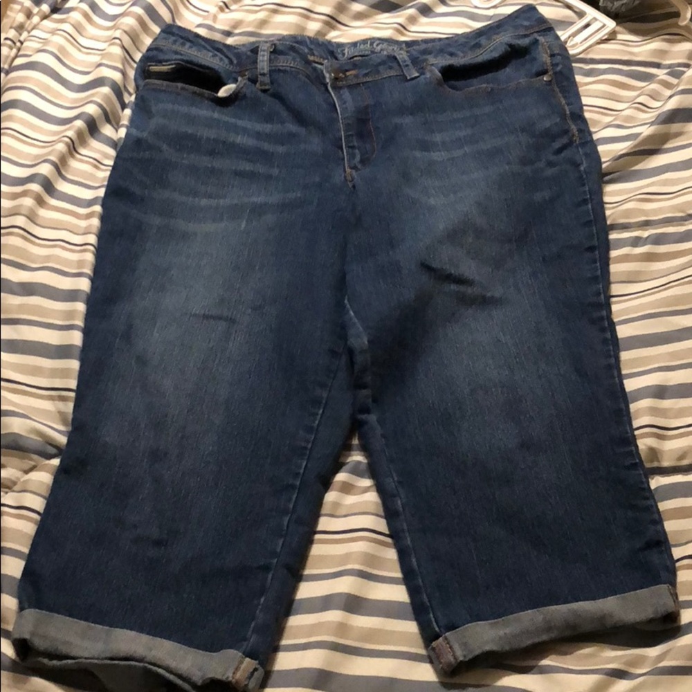 size 18 blue jean capris